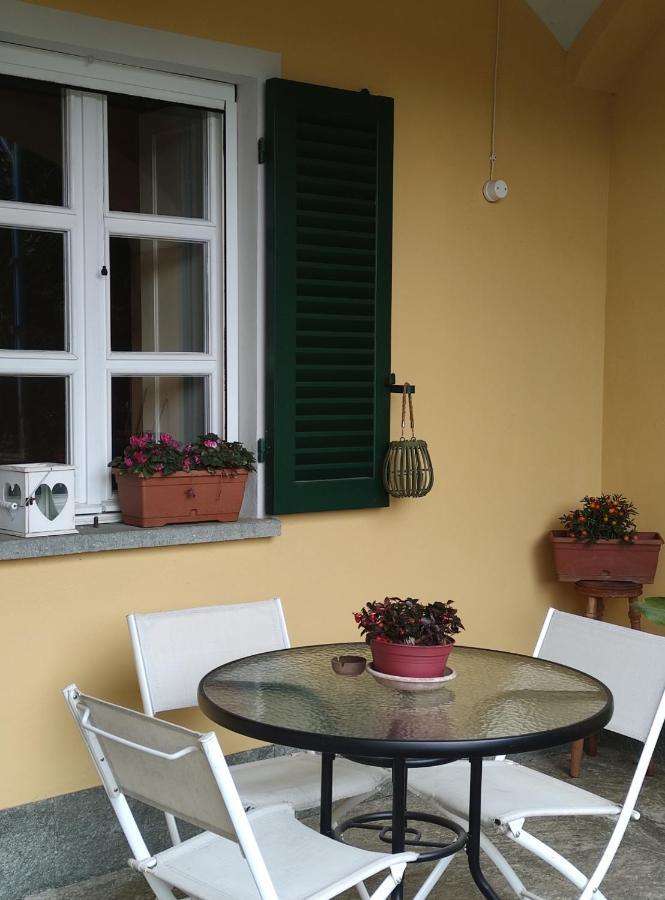 Bed&Breakfast Villa Camilla Ivrea Bagian luar foto